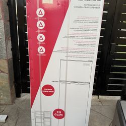 Frigidaire Platinum Series 7.5 Cu. ft. Top Mount Refrigerator