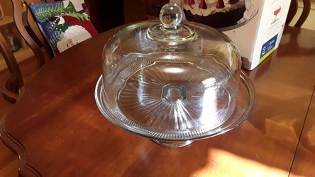 Cake plate and cover pedestal style never used