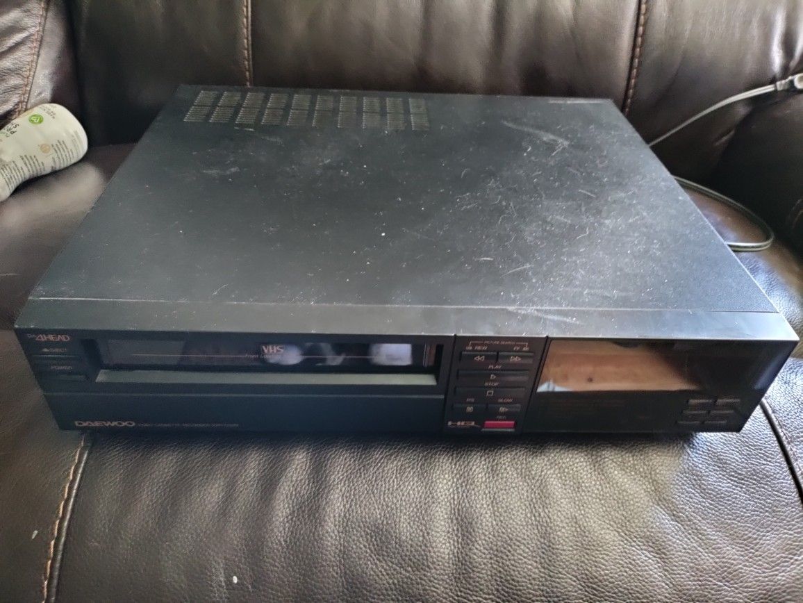 Vcr No red White Cable. Never Tested As Is