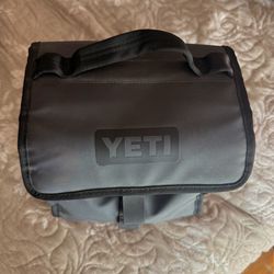 Yeti lunch bag