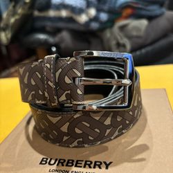 Burberrys Belt