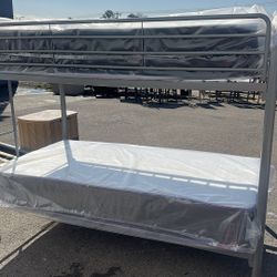 New Bunkbeds With Mattress And Free Delivery 