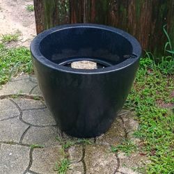 Plant pot