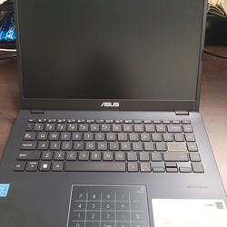 Asus E410M laptop $150
