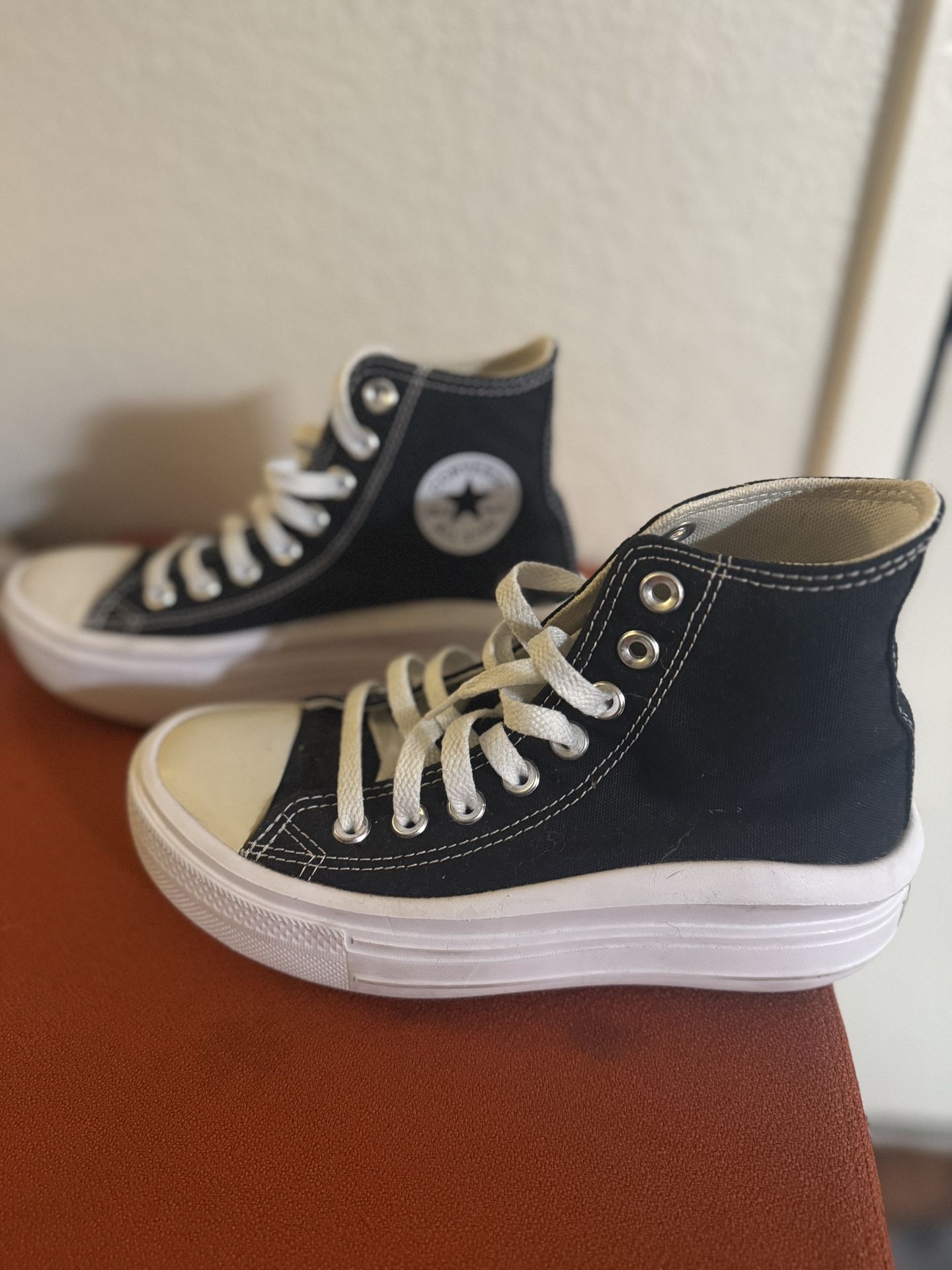 Converse Chuck Taylor Platform Sz 5.5