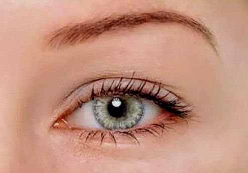 Cosplay and natural colors to bring out your make-up