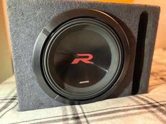 Alpine R2-W12D4.   Type R new Gen hits !
