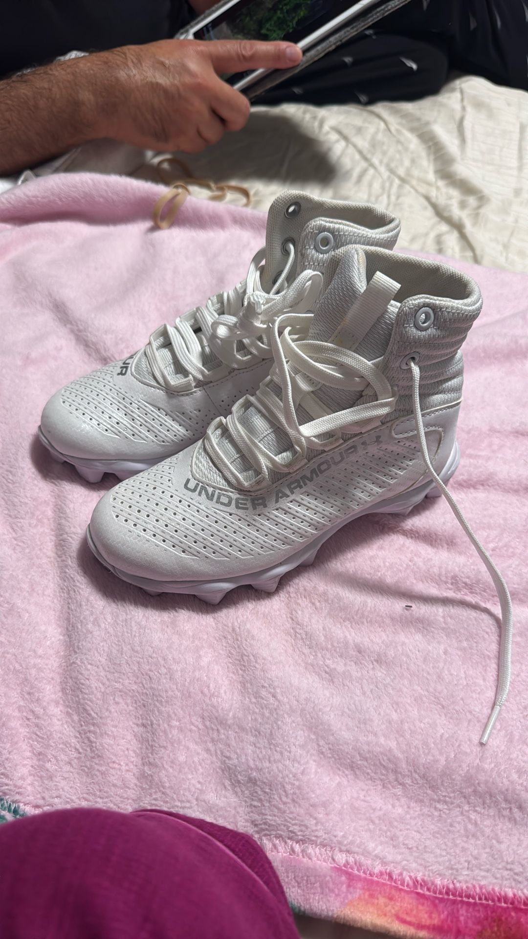 Under Armour Kids Cleats Size 1.5