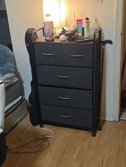 5 drawer dresser closet clothes  night stand