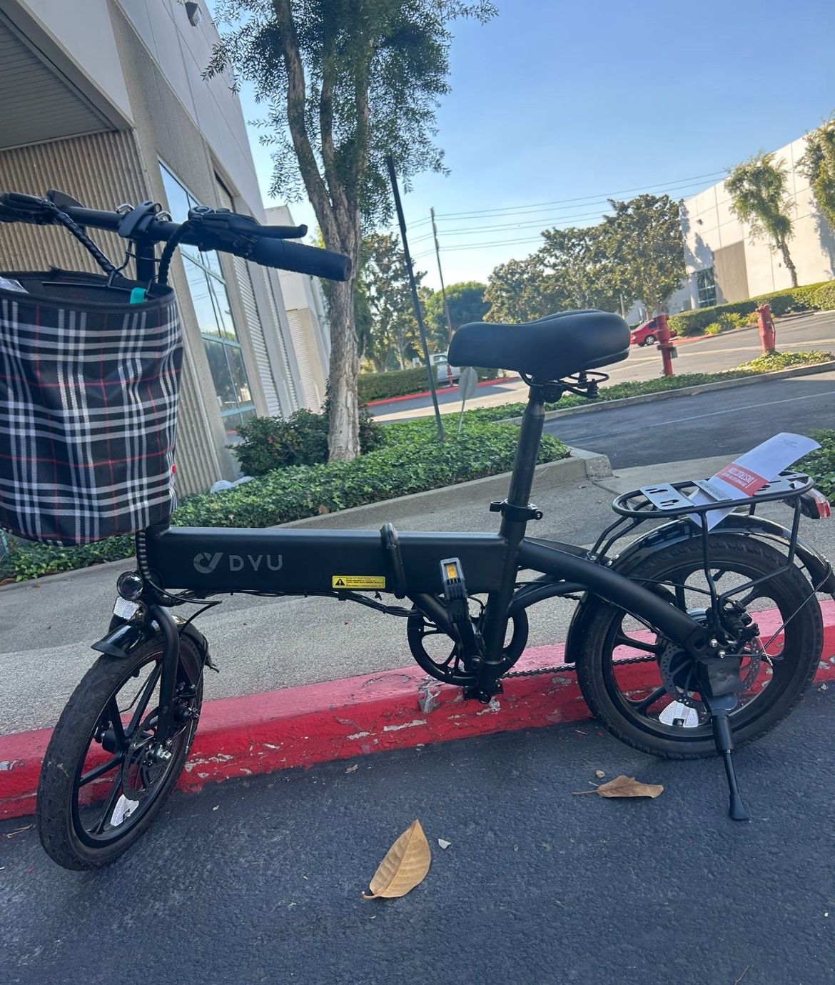 DYU 250W 36V Electric Bike New And Assembled