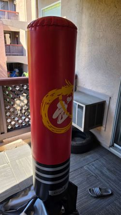 Dripex Freestanding Punching Bag + Cover + Boxing Gloves