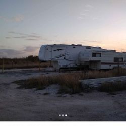 RV STORAGES IN MERCEDES TX $75 MONTHLY 