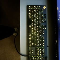 Logitech G815 LightSync RGB Mechanical Gaming Keyboard - GL Clicky Switches*