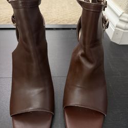 Vince Camuto