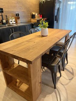 Dining Table & Chairs.