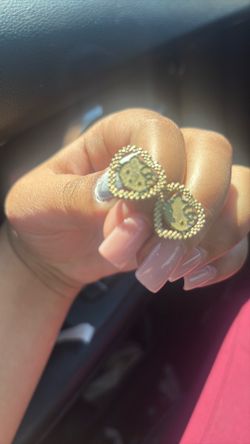Hello Kitty earrings