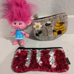 Troll's Princess Poppy Toy And Purses