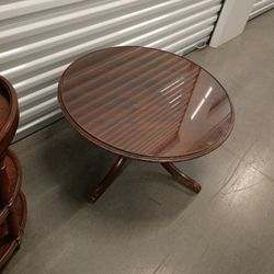 Antique Mid-Century Duncan-Phyfe End Table