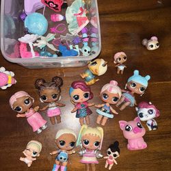 LOL dolls (like new)