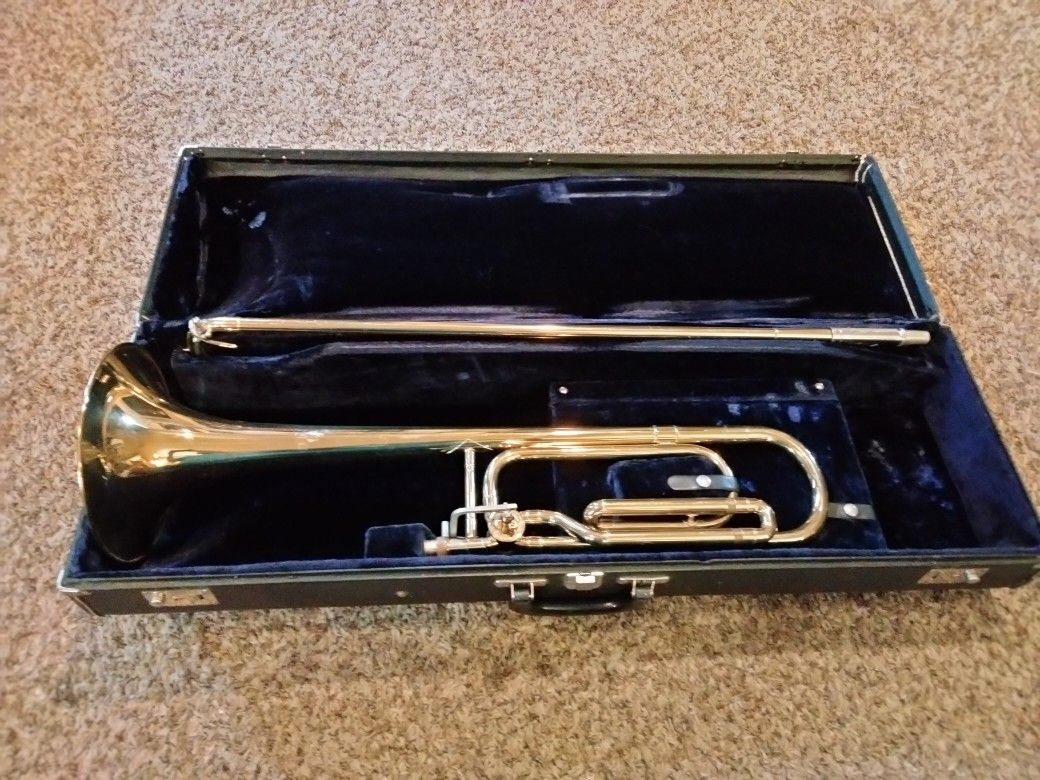 Conn F trigger trombone (50H)