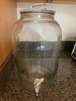 Large Glass Beverage Dispenser with Spigot