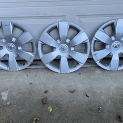Camry Hubcaps 16”, 2007