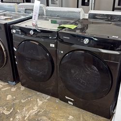 LAREDO SAMSUNG FRONT LOAD WASHER AND DRYER