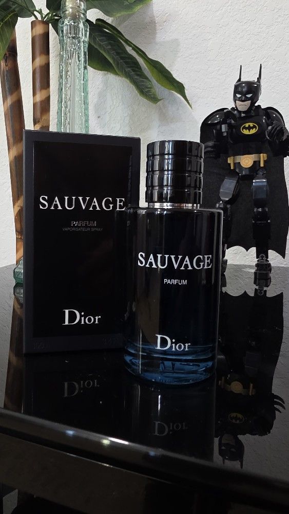 🔥 Dior Sauvage Parfum – Bold & Magnetic
