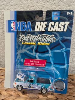 ERTL NBA Die Cast Ford F-150 Slammed 1:64