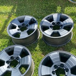4Runner rims both sets for400