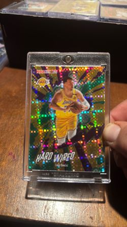 Luka Doncic Hard Wired Pixel Green SP 61/75