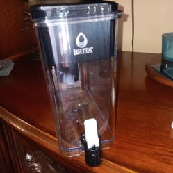 New Brita Water Filtration System $25 OBO 