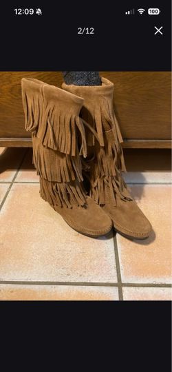 New Tan Suede Fringe Minnetonka Moccasin Boots
