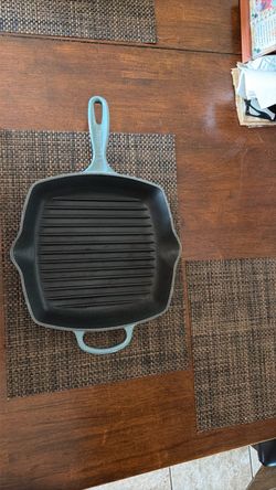 Le Creuset Enameled Cast Iron Skillet Grill.
