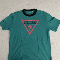Guess T Shirt Size Small