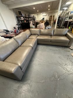 Aiden & Ivy Tayler Leather Sectional