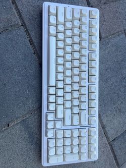 Custom silent TKL  Aula F99