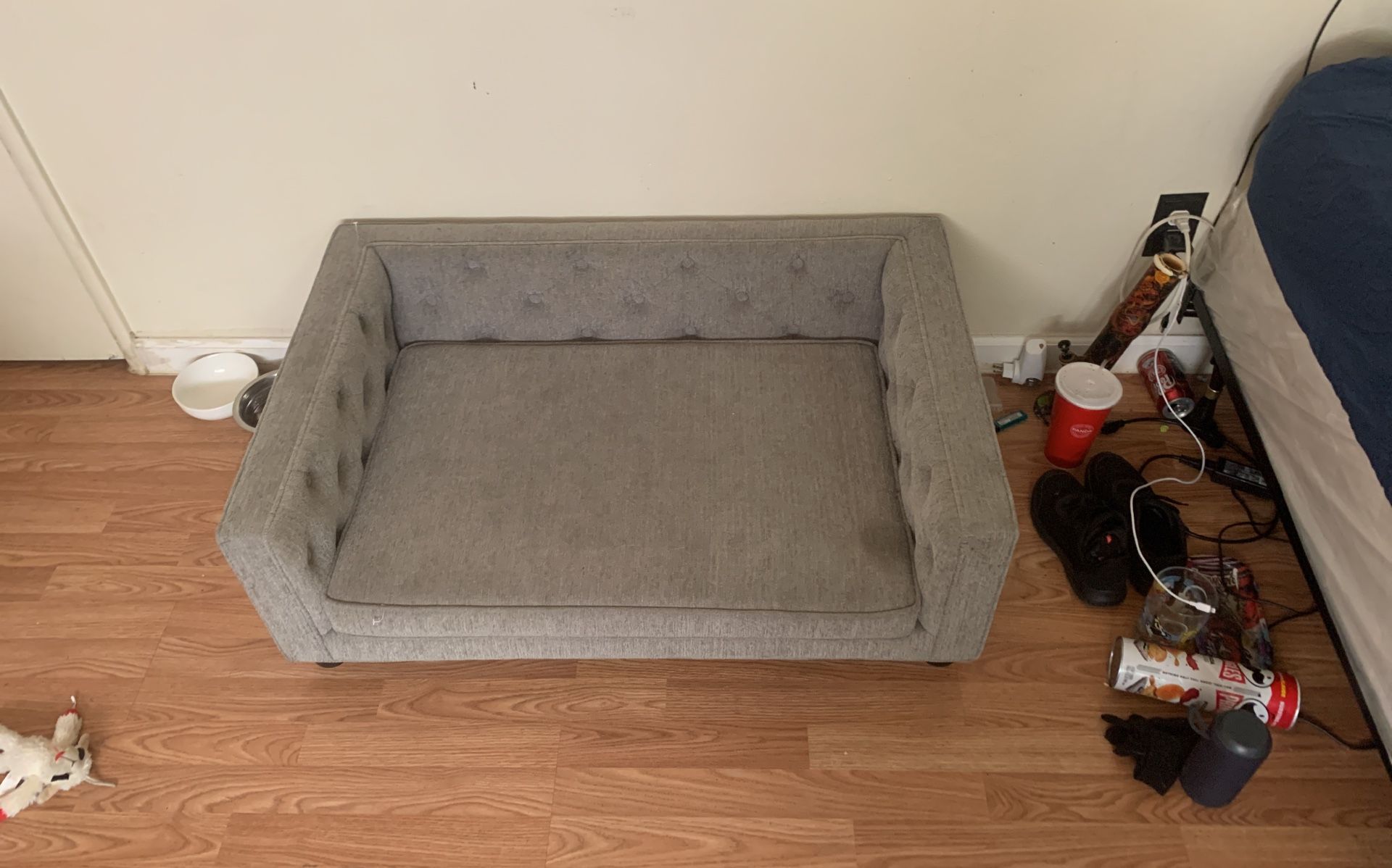 La-z-boy dog couch