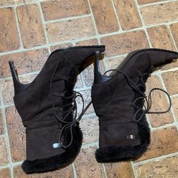 Homedics Therape Brown Faux Fur Boots - Size 10