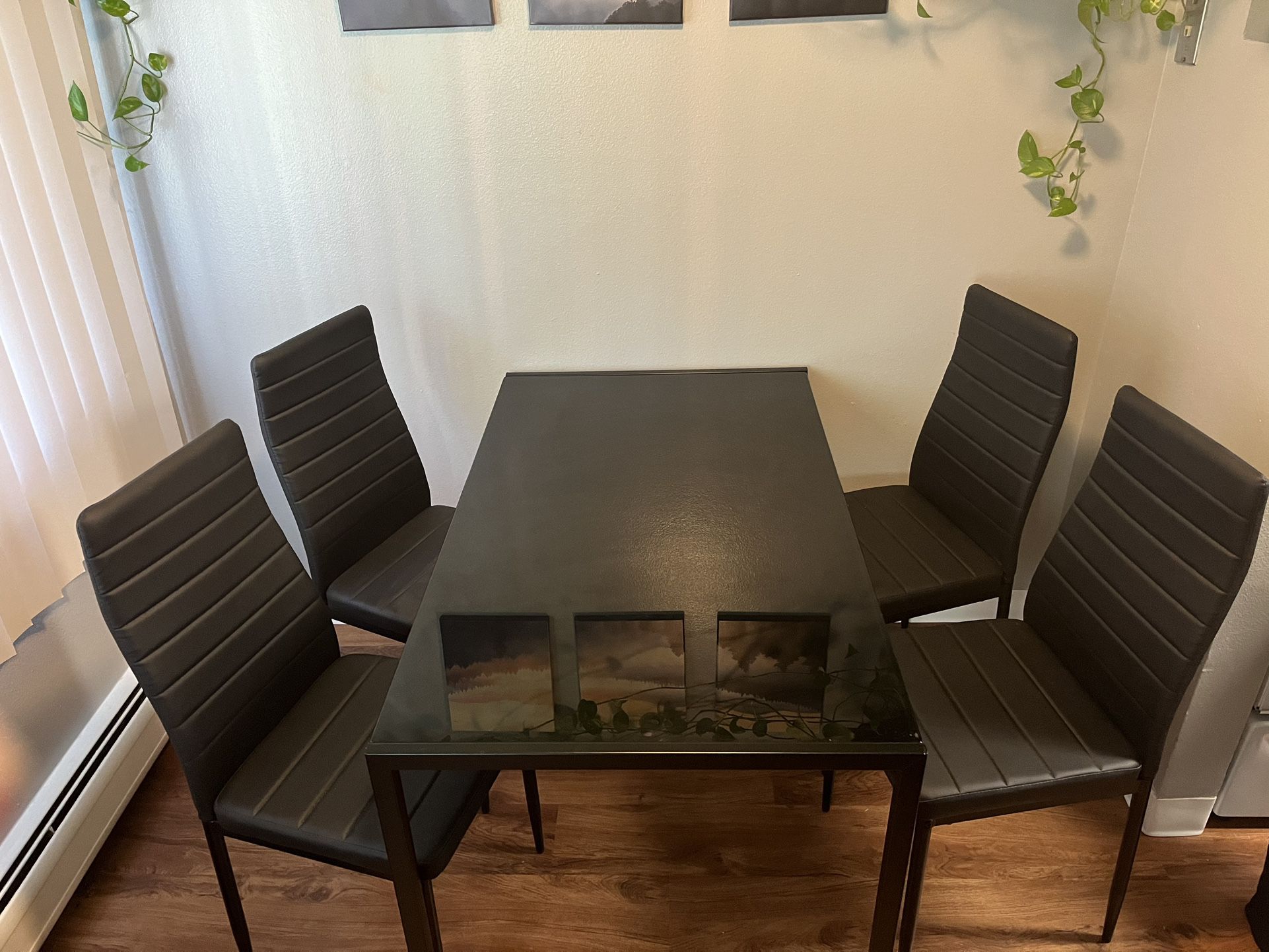 Glass Dining Table with chairs 