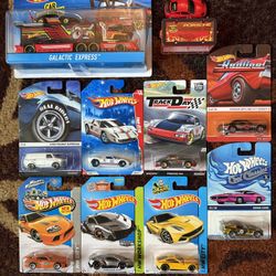 Hot Wheels Lot 27 of 30! Porsche, Ferrari, Nissan Skyline, and More! Selling My Collection!