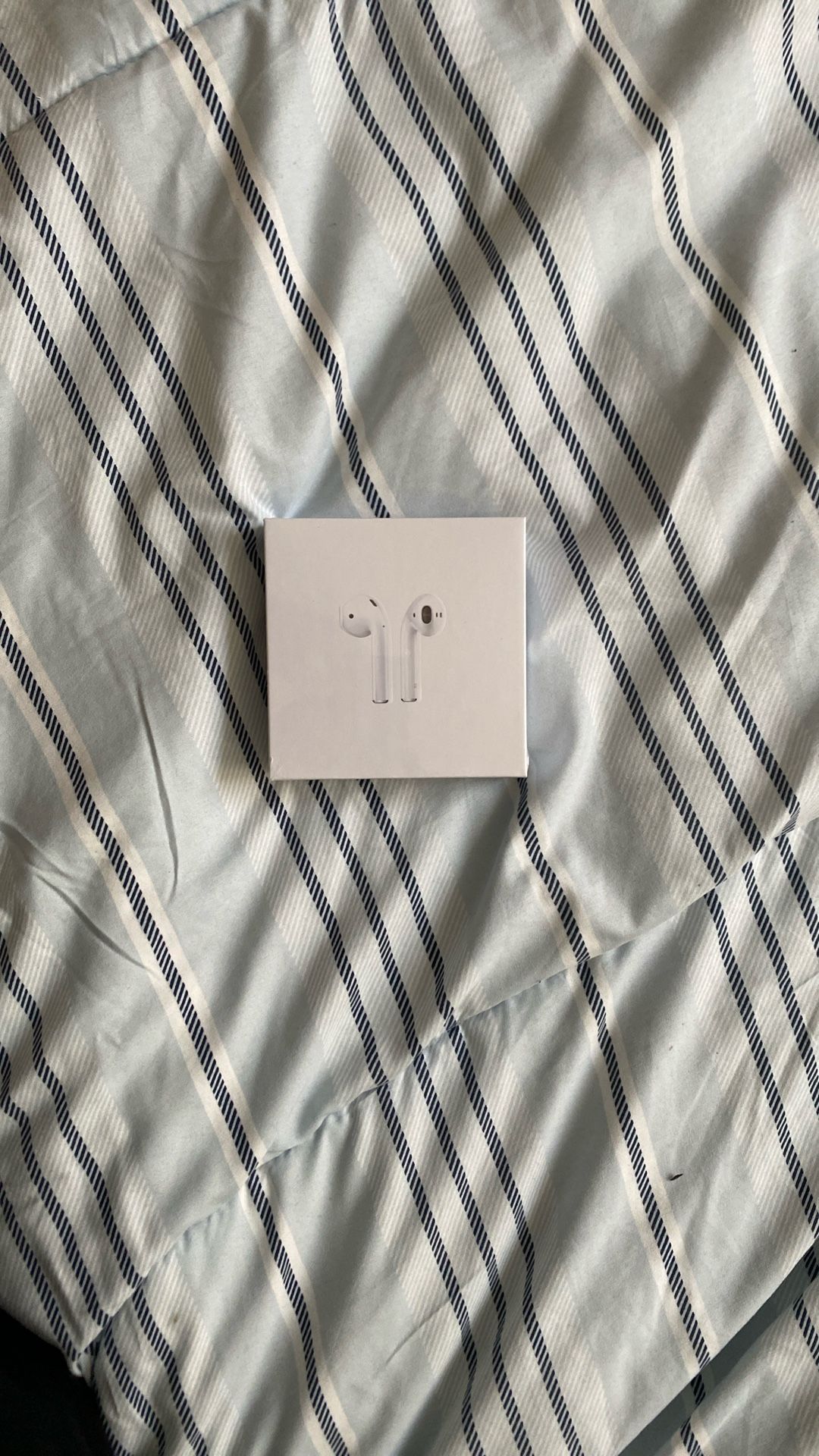 AirPods Throw Offer
