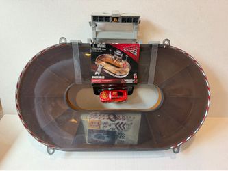 Disney Pixar Cars 3 Thomasville Speedway Portable Playset