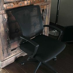 Office Desk Chair (New)