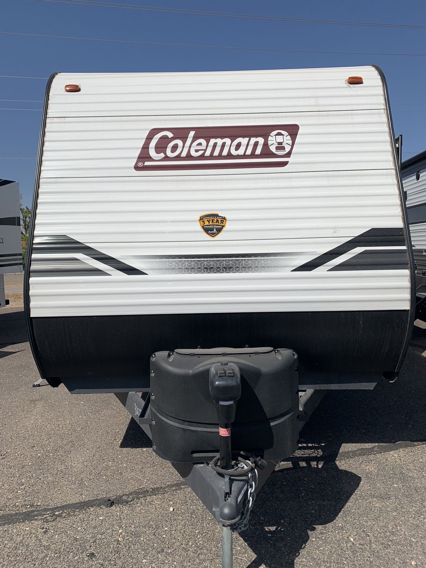 2022 COLEMAN LANTERN 30ft Toyhauler