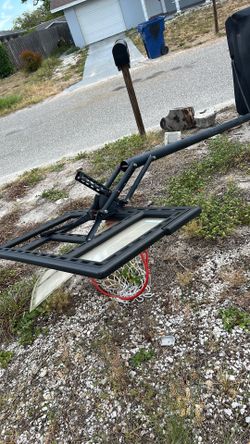 Basketball hoop