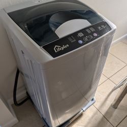 LifePlus Full Automatic Washing Machine (needs a new hose)