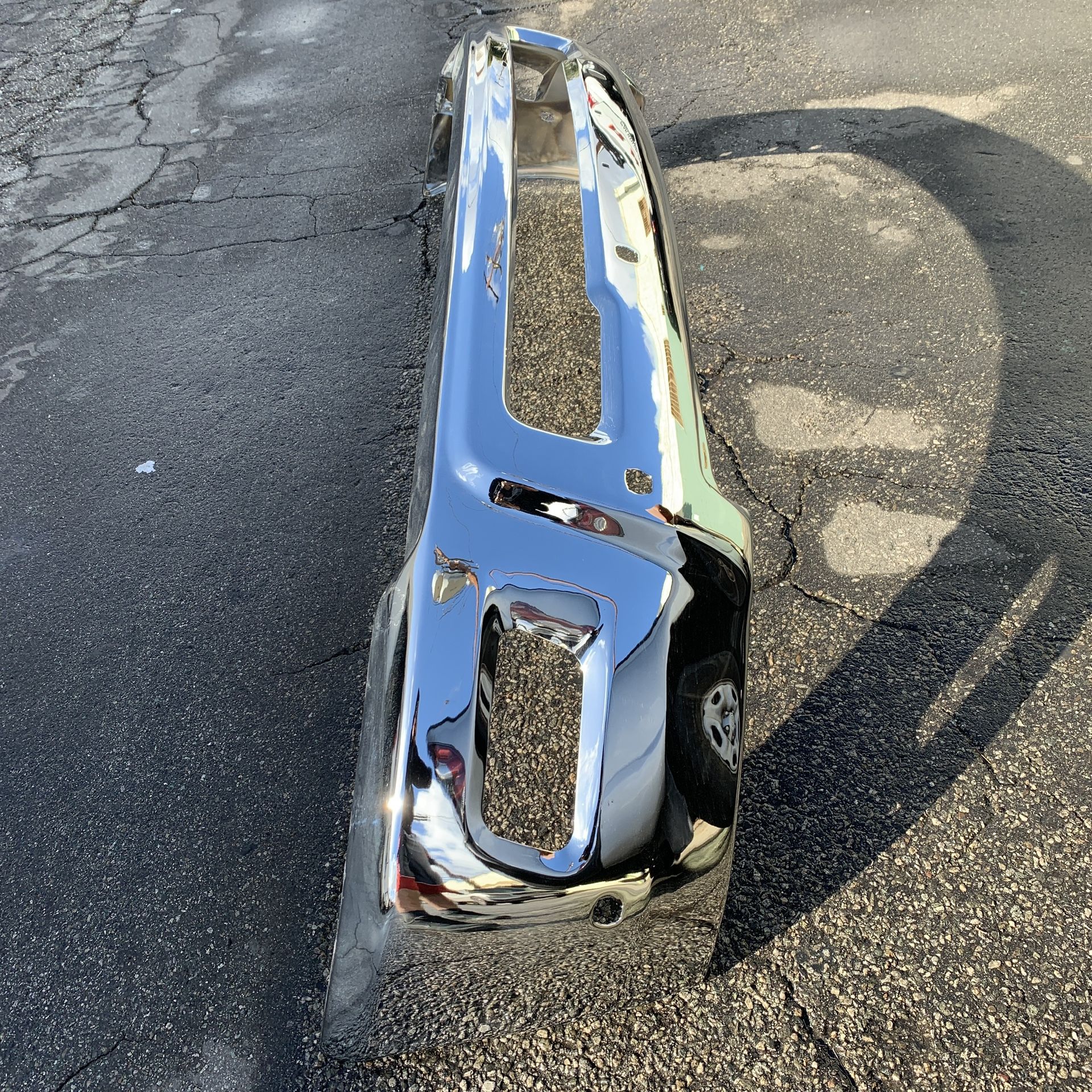 Dodge Ram 2500 / 3500 / 4500 / 5500 Front Bumper OEM 2010 2011 2012 2013 2014 2015 2016 2017 2018 (sensor & fog light holes)