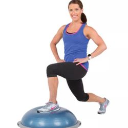 BOSU  Balance Trainer