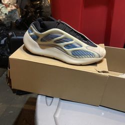 adidas Yeezy 700 V3 Arzareth